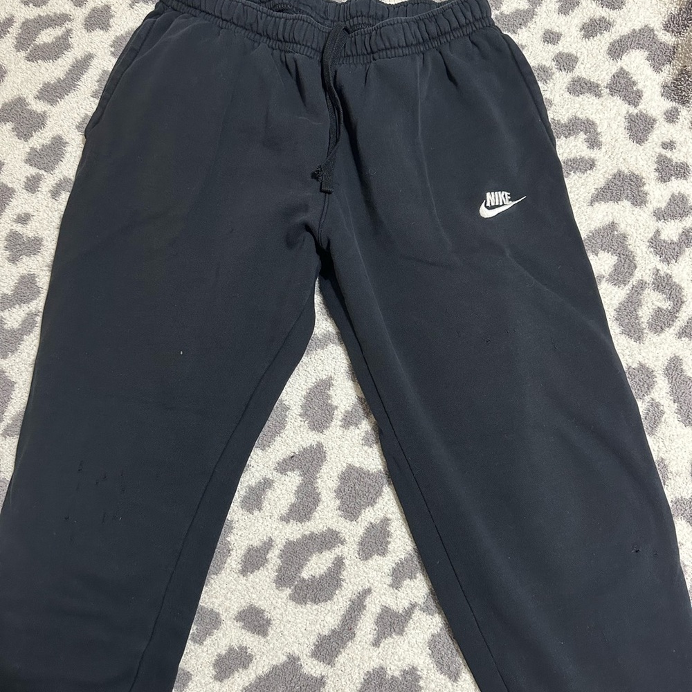 Nike women’s black Sweatpants